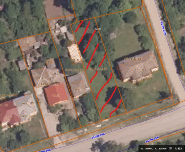 მიწის ნაკვეთი ძველ სენაკში ცენტრში