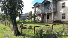 სახლი ძველ სენაკში